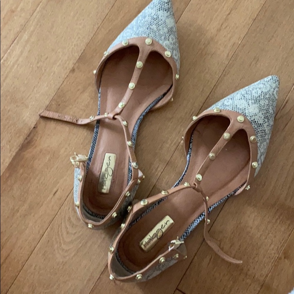Halogen, Snakeskin, Nude Patent Leather, pointed toe, gold studs,flats size 10
